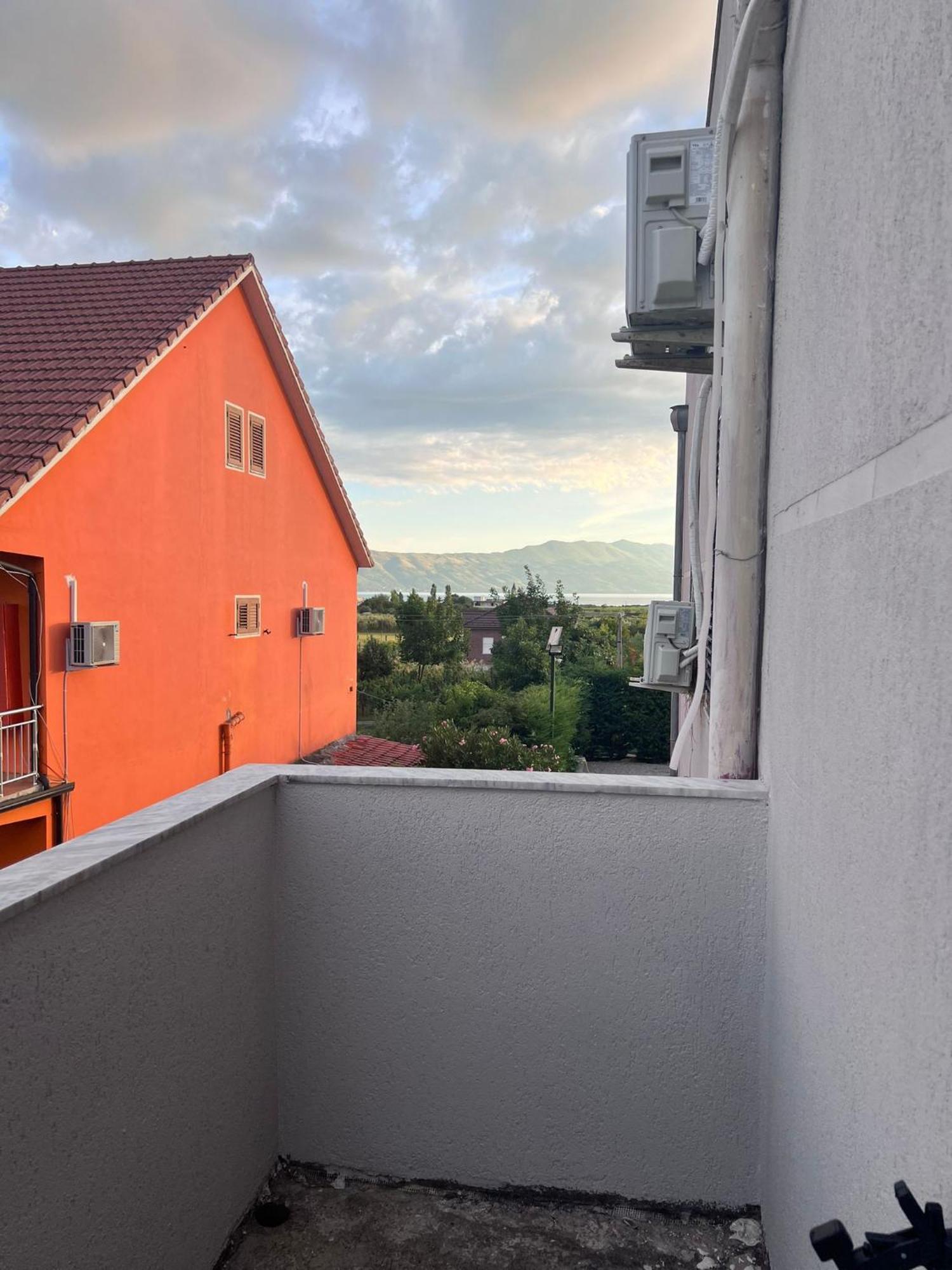 Hostel Internacional Grilë Exteriör bild